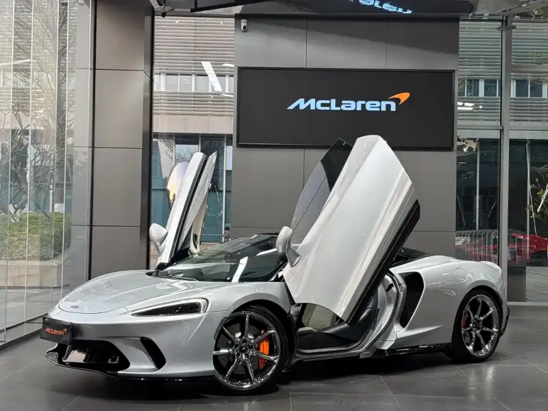 McLaren GT, 2021