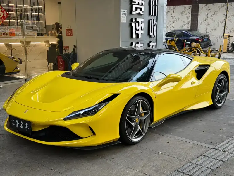 Ferrari F8, 2021