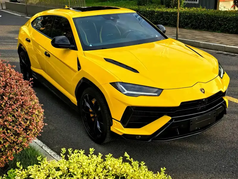 Lamborghini Urus, 2024