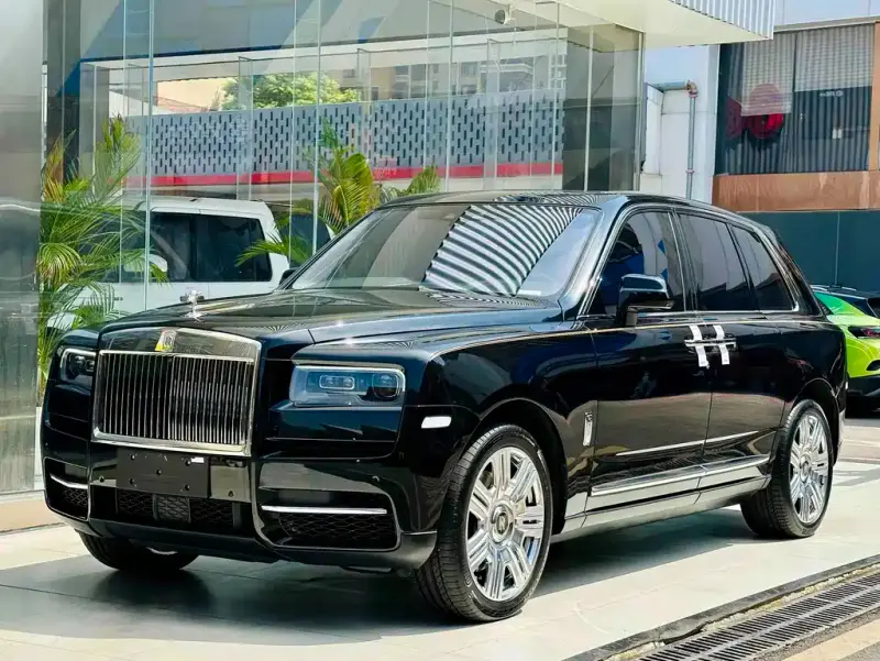 Rolls-Royce Cullinan, 2022