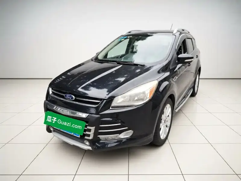 Ford Kuga, 2015