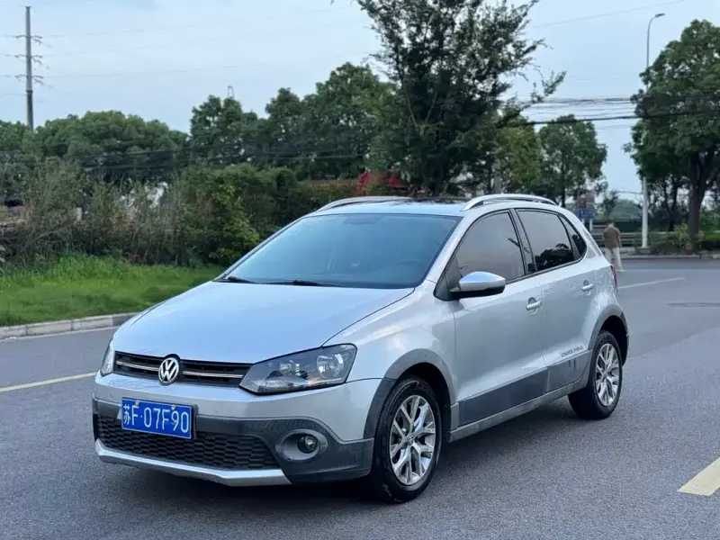 Volkswagen Polo, 2014