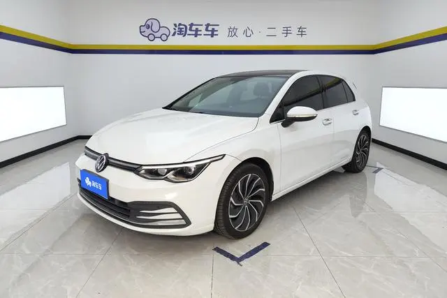 Volkswagen Golf, 2021