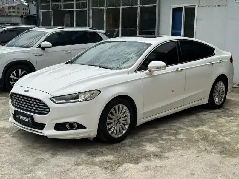 Ford Mondeo, 2014 — фото 1