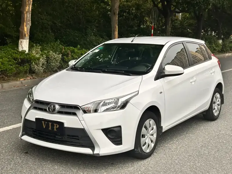 Toyota Yaris L, 2015
