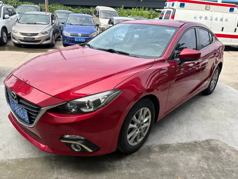 Mazda 3 Axela, 2016