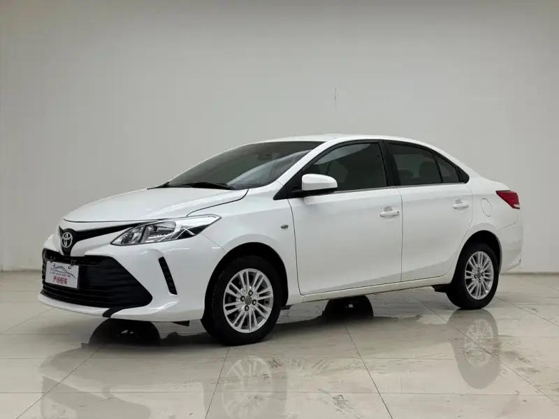 Toyota Vios, 2017 — фото 1