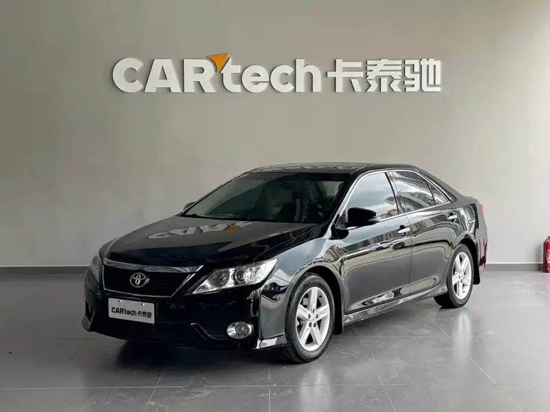Toyota Camry, 2013