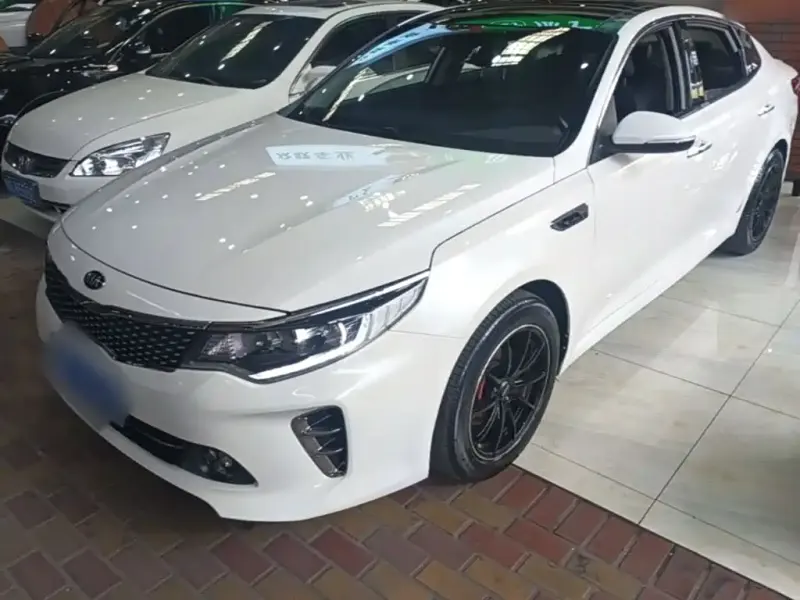 Kia K5, 2016