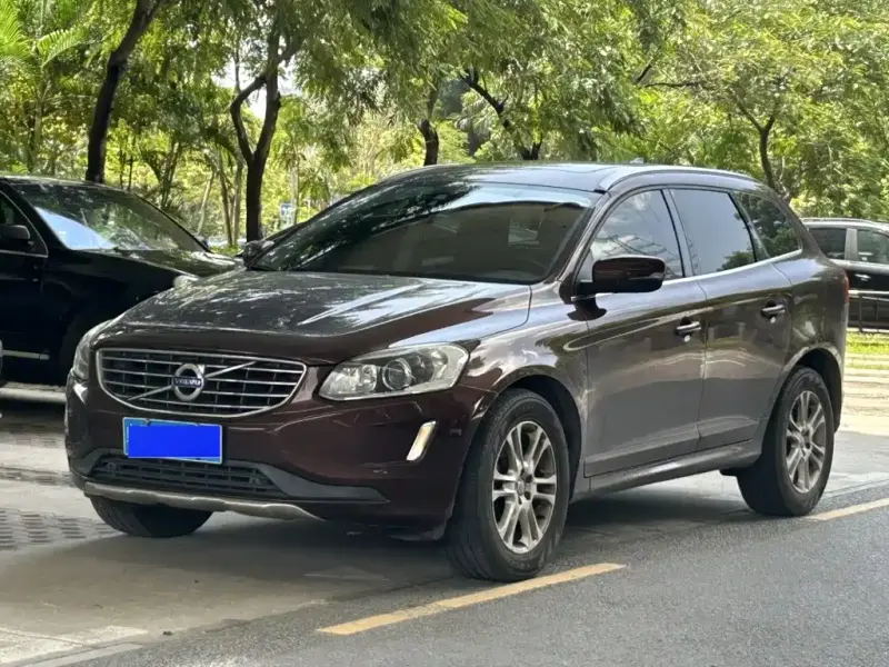 Volvo XC60, 2015