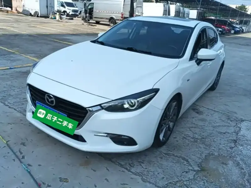 Mazda 3 Axela, 2018