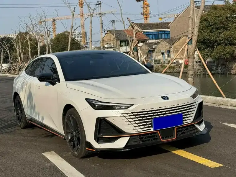 Changan UNI-V, 2022
