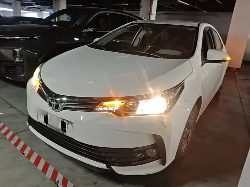 Toyota Corolla, 2019 — фото 1