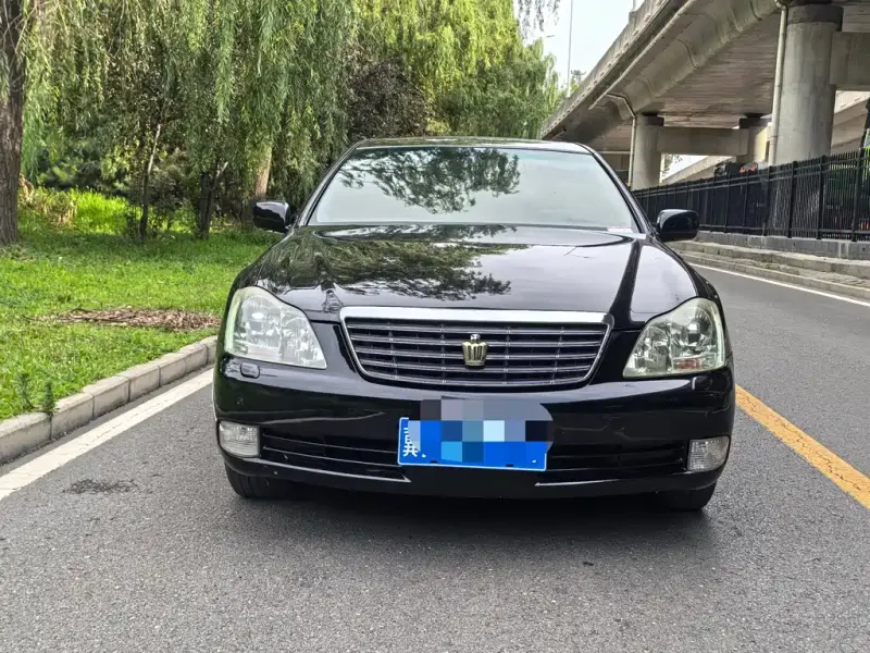 Toyota Crown, 2007