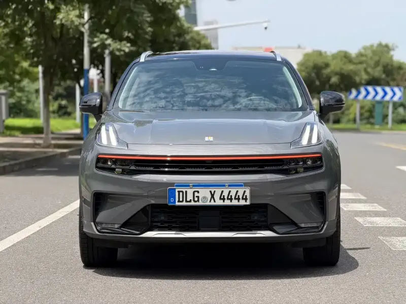Lynk & Co 06, 2021
