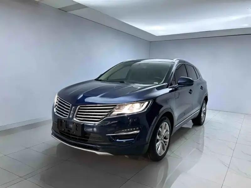 Lincoln MKC, 2017