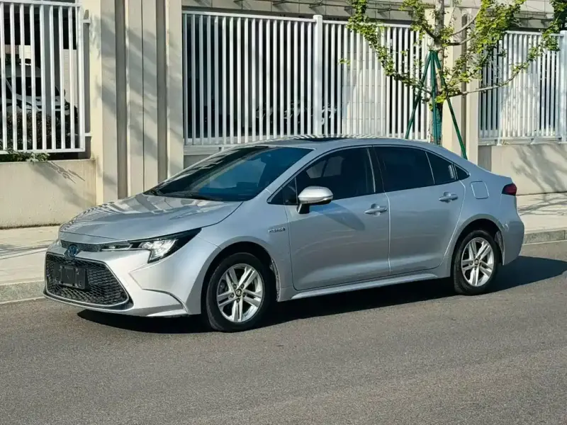 Toyota Levin, 2021 — фото 1