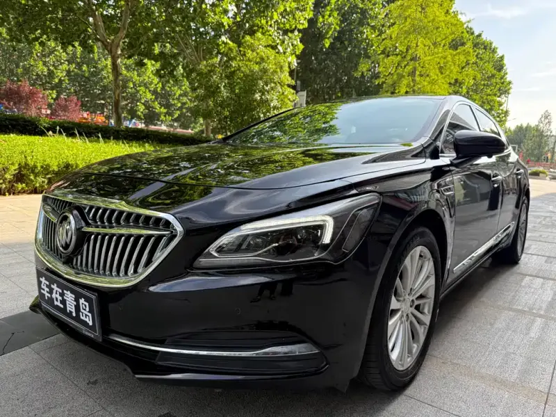 Buick LaCrosse, 2019 — фото 1