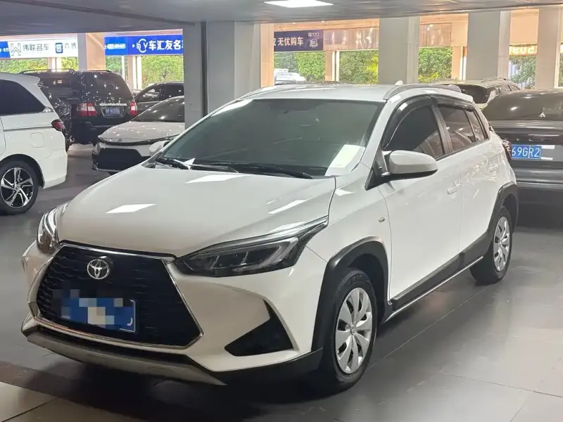 Toyota Yaris L, 2022