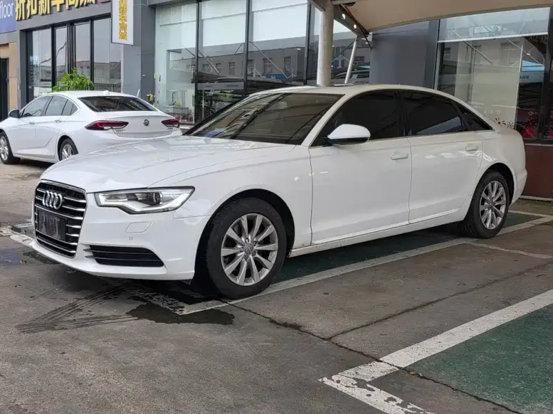 Audi A6L, 2015