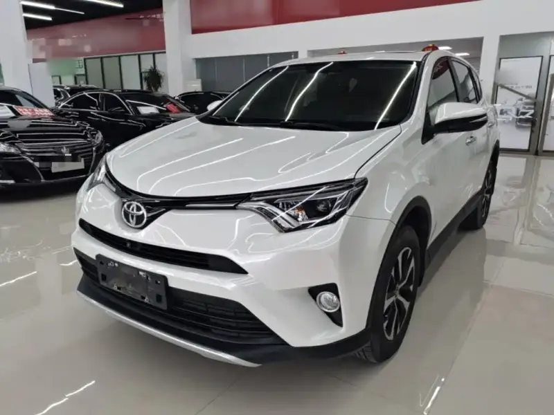 Toyota RAV4, 2018 — фото 1
