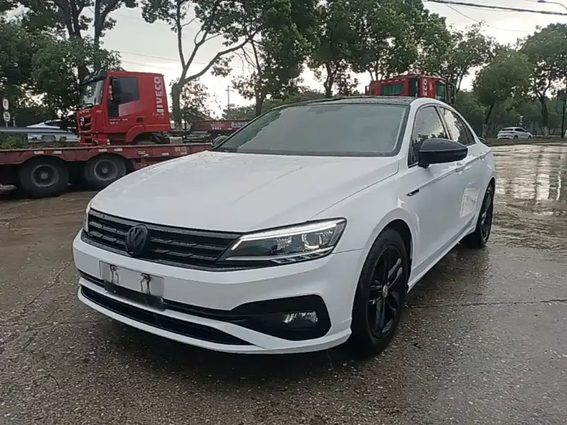 Volkswagen Lamando, 2021