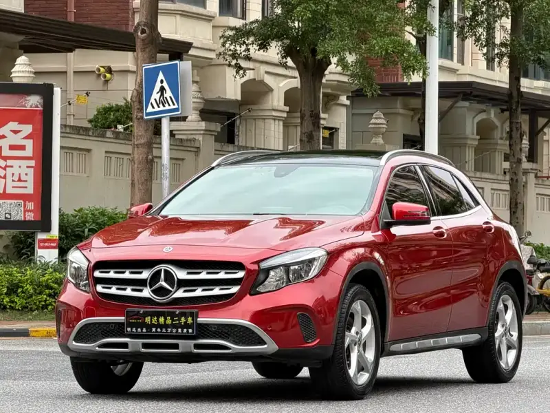 Mercedes-Benz GLA, 2018 — фото 1