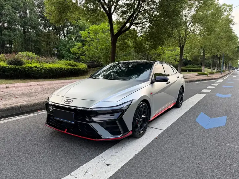 Hyundai Elantra, 2024