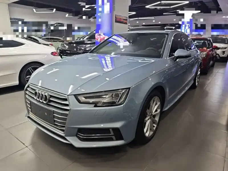 Audi A4L, 2018 — фото 1