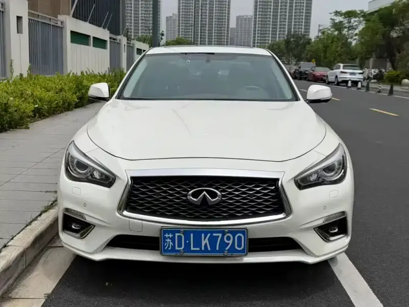 Infiniti Q50L, 2020