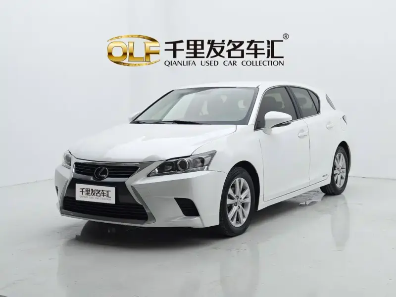 Lexus CT, 2017