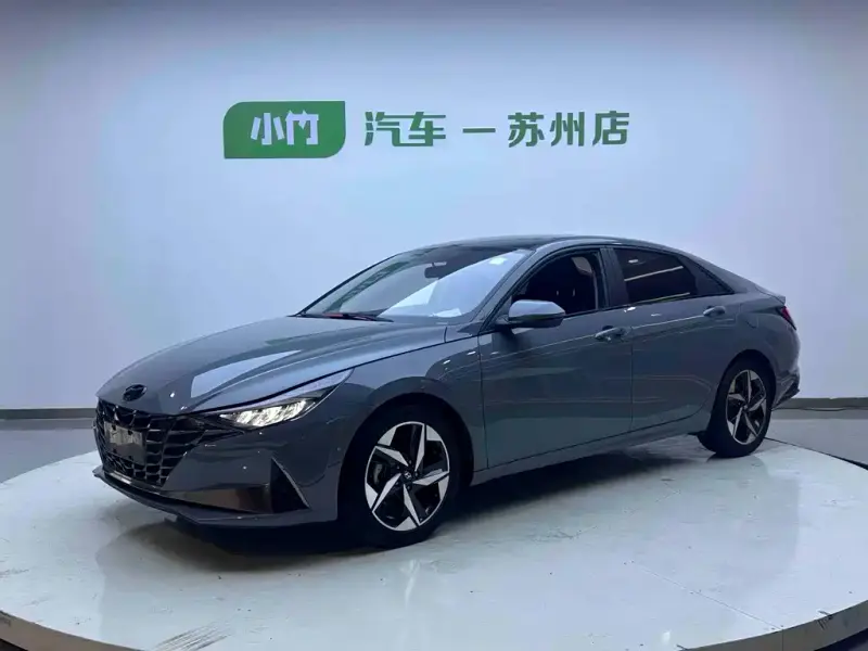 Hyundai Elantra, 2022