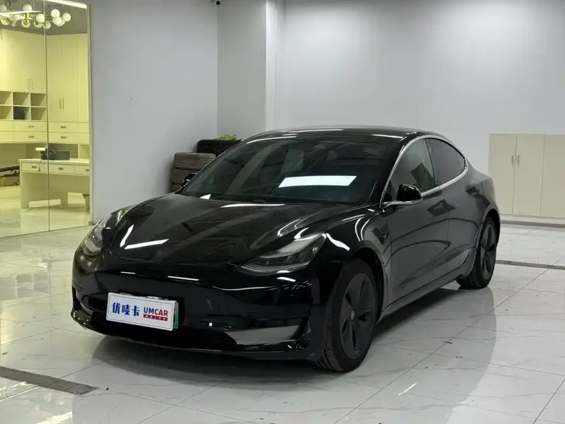 Tesla Model 3, 2020