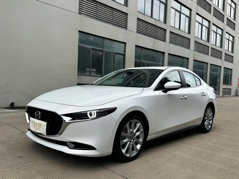 Mazda 3 Axela, 2025