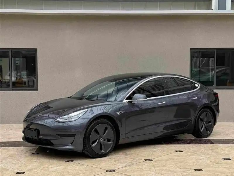 Tesla Model 3, 2020