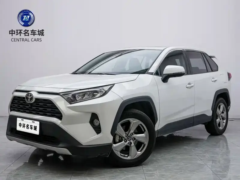 Toyota RAV4, 2022 — фото 1