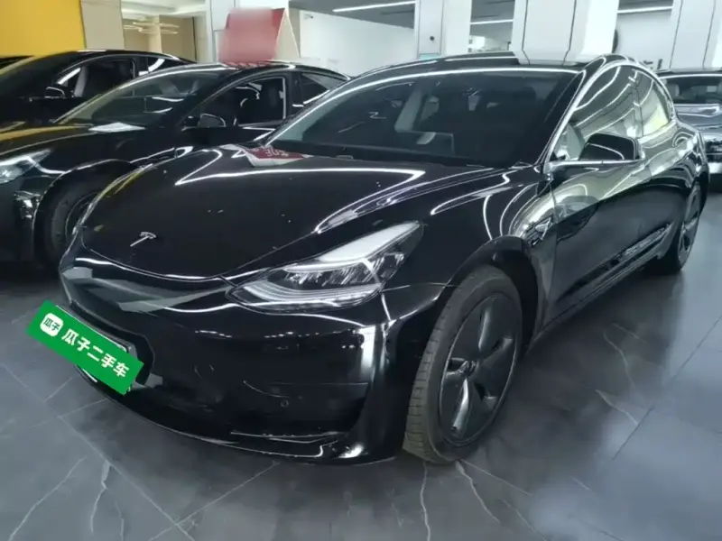 Tesla Model 3, 2020