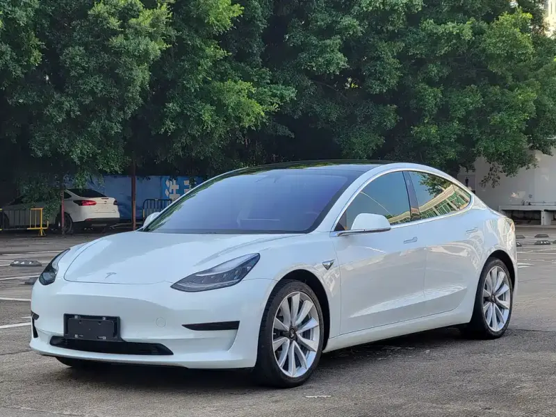 Tesla Model 3, 2020