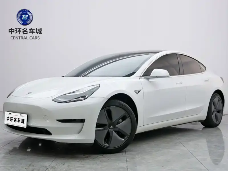 Tesla Model 3, 2020