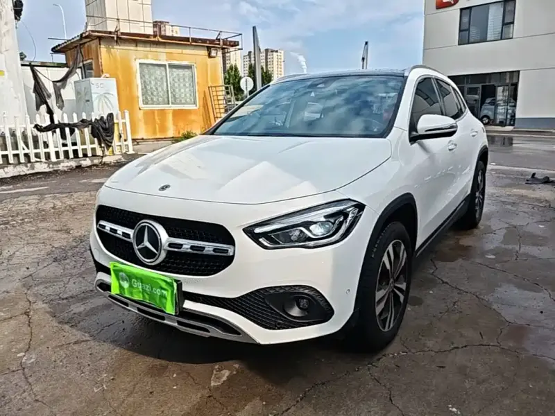 Mercedes-Benz GLA, 2022 — фото 1