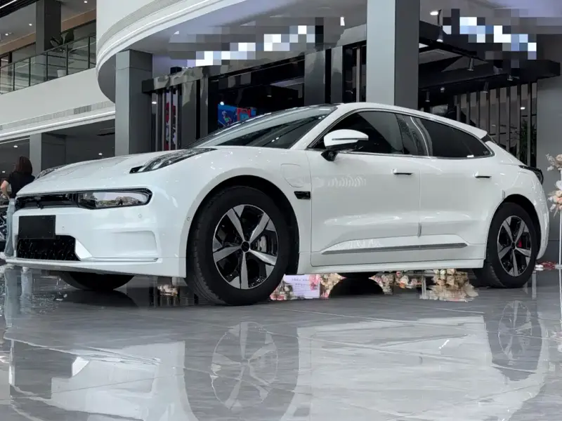 Zeekr 001, 2022