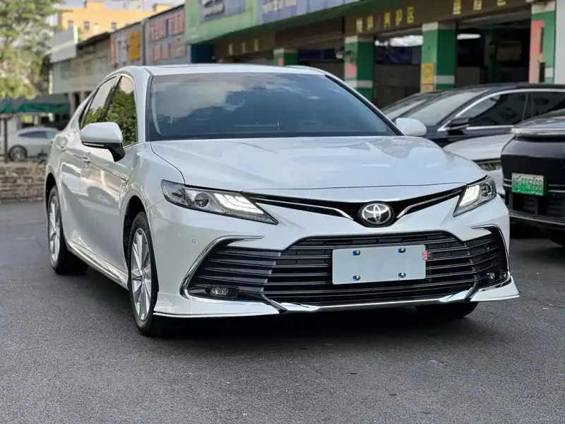 Toyota Camry, 2023
