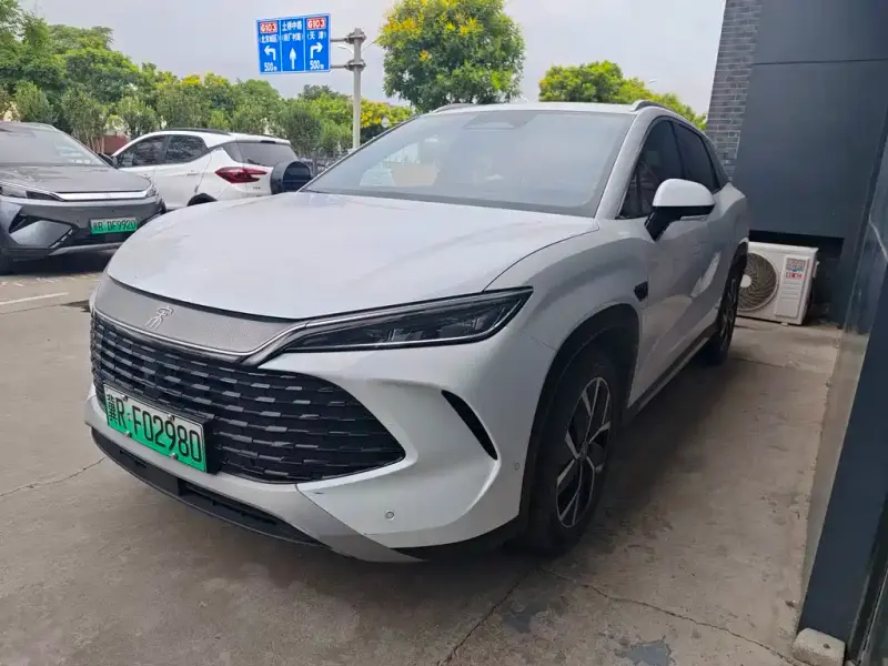 BYD L DM-i, 2025 — фото 1