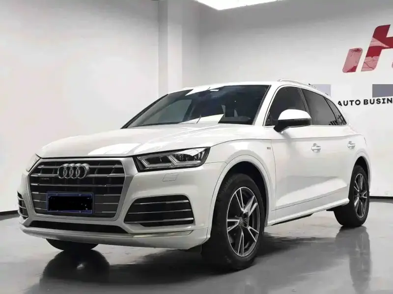 Audi Q5L, 2020