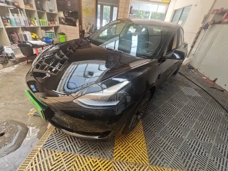 Tesla Model 3, 2023