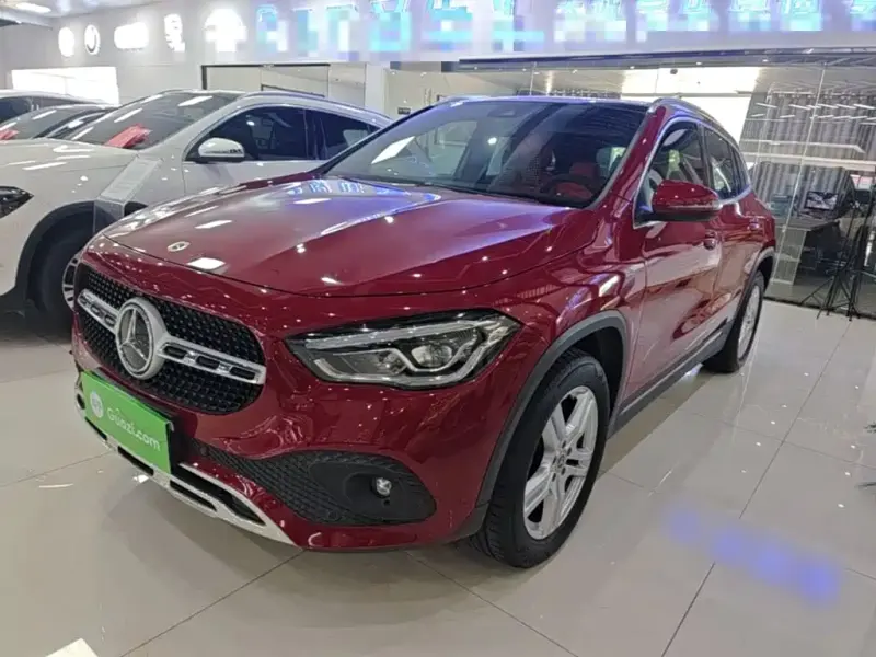 Mercedes-Benz GLA, 2022 — фото 1