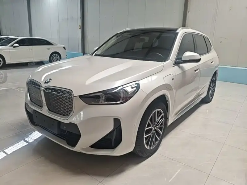 BMW iX1, 2024