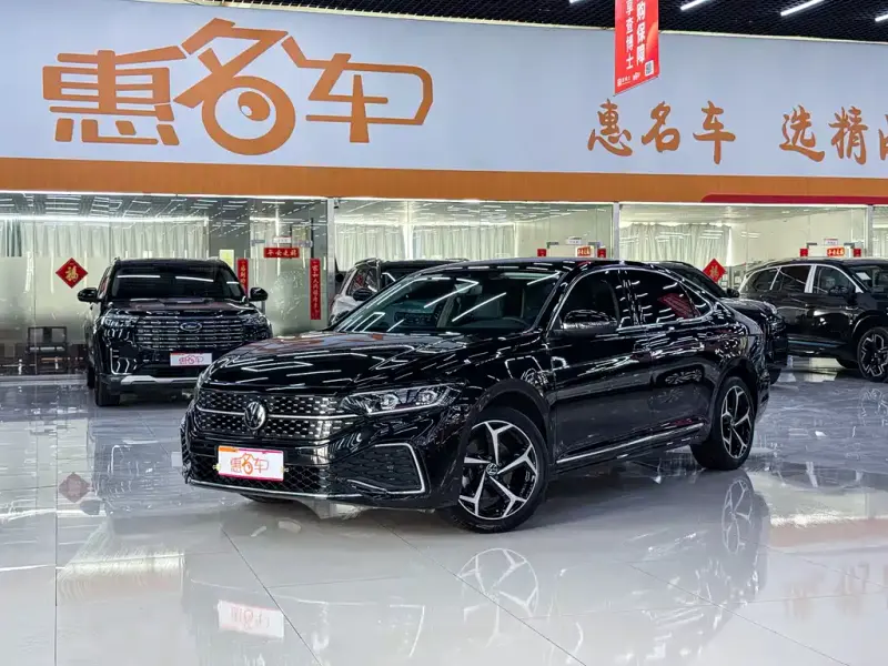 Volkswagen Passat, 2024