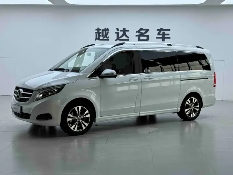 Mercedes-Benz V-Class, 2020 — фото 1