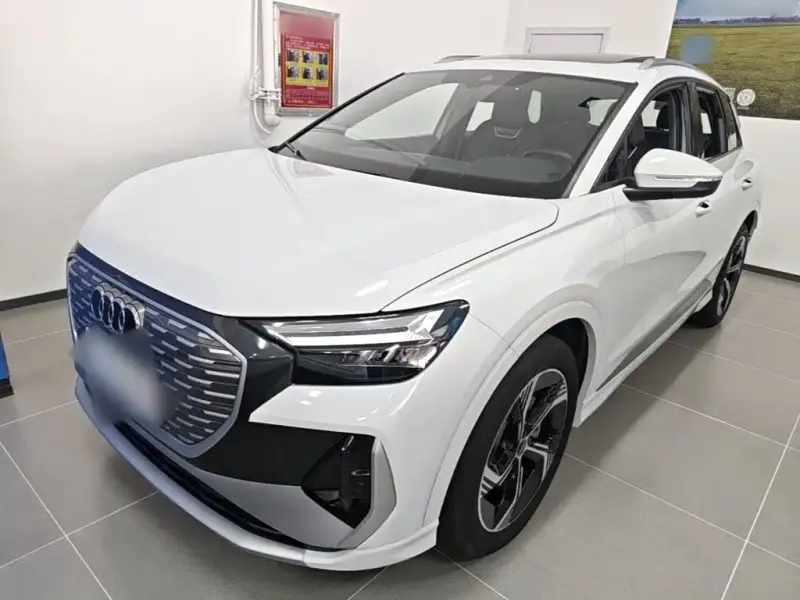 Audi Q4 e-tron, 2024